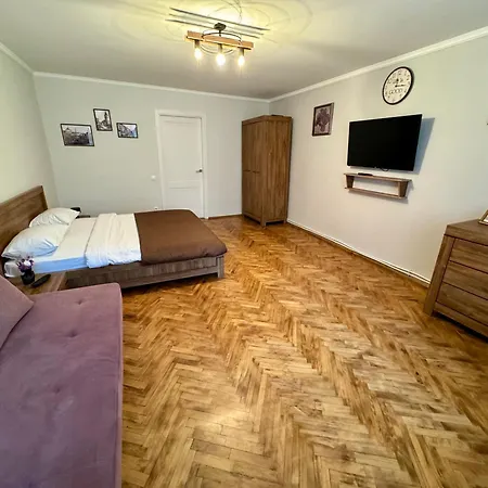 на вірменській Daire *
