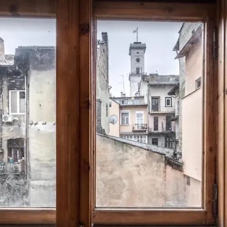на вірменській Lviv